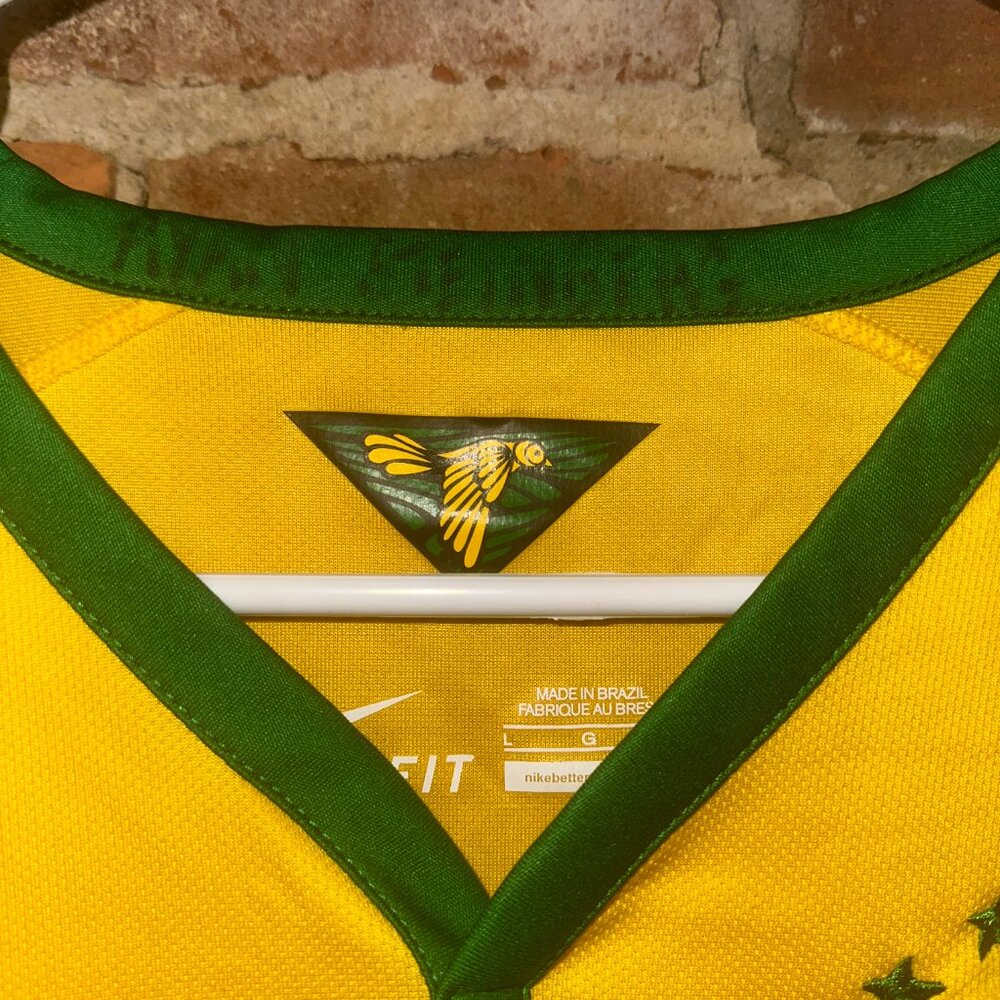 Brazil 2014 World Cup Jersey - Picture 2 of 4